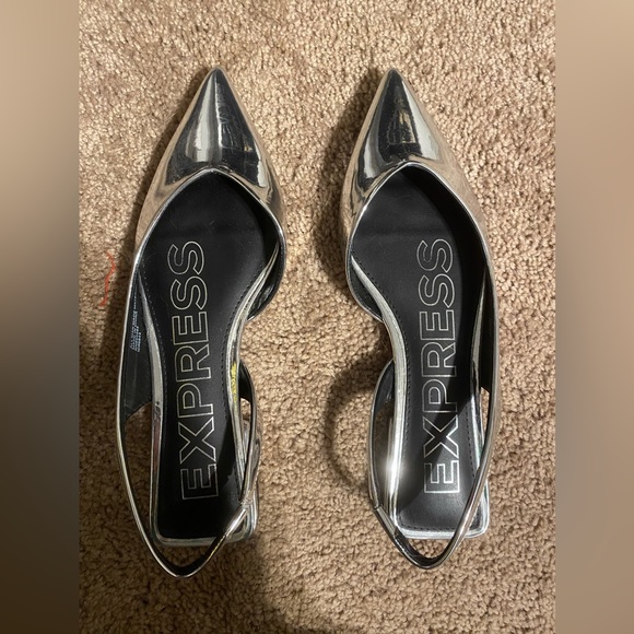 Express Shoes - Express silver flats